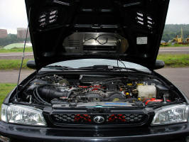 Installed engine, front.